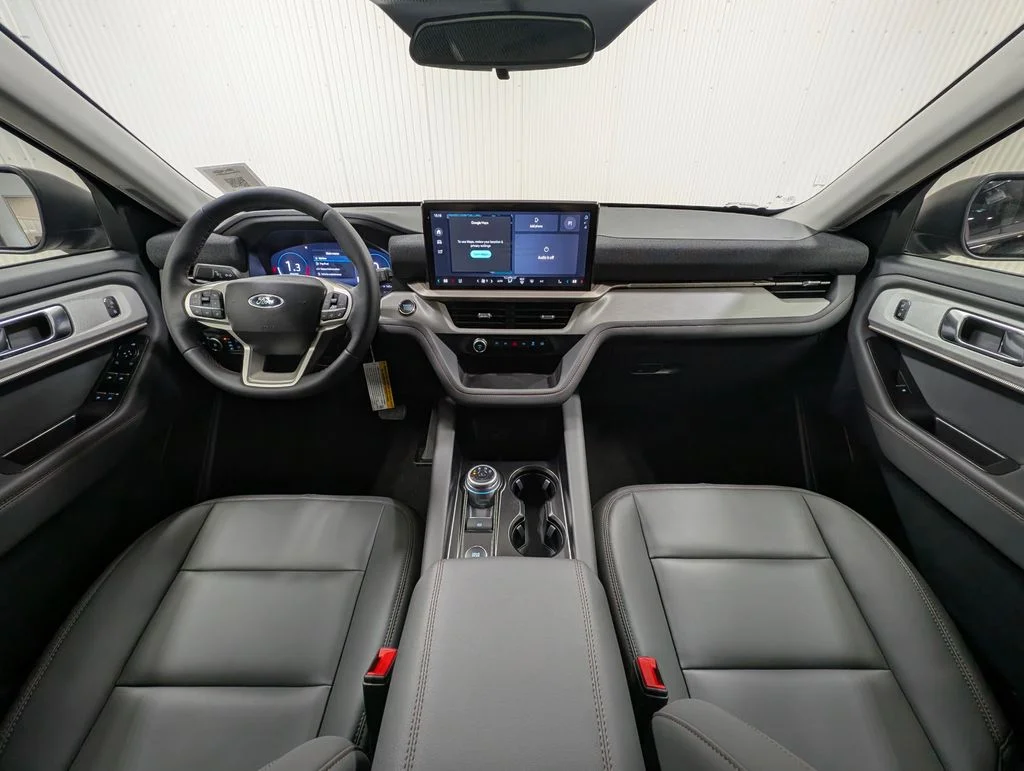 New 2026 Agate Black Metallic Ford Active image 2