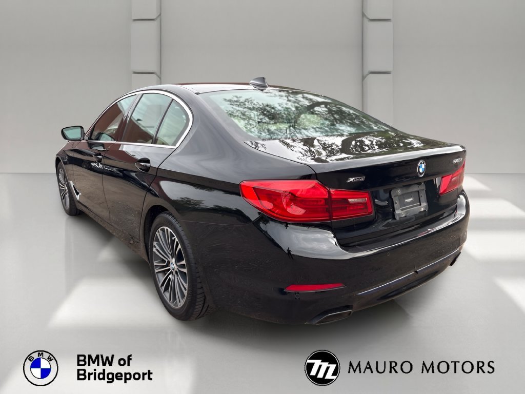 Used 2019 Black BMW 540i xDrive image 4