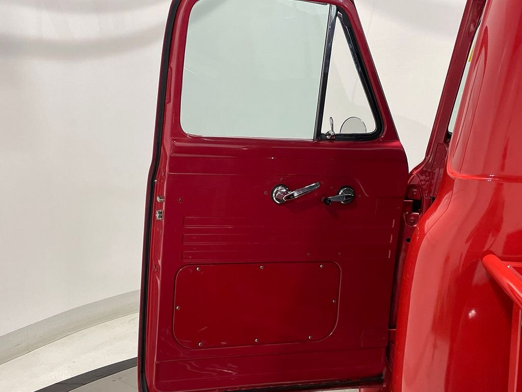 Used 1953 Red Ford  image 40