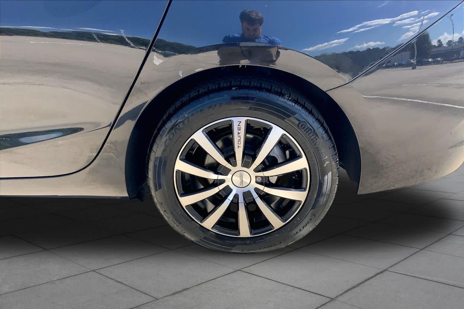 Used 2018 Mosaic Black Metallic Chevrolet LS image 11