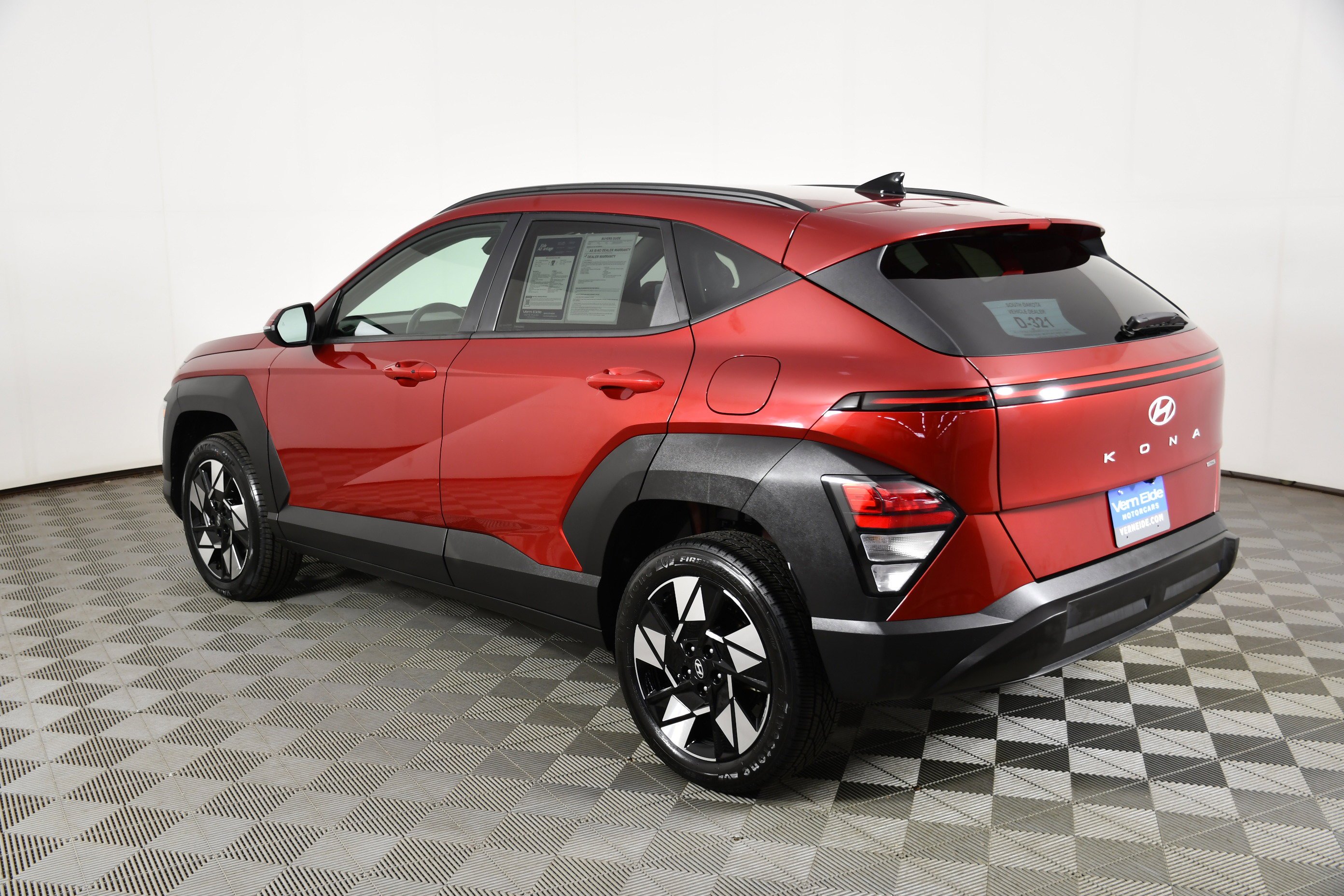 Used 2024 Ultimate Red Metallic Hyundai SEL image 8
