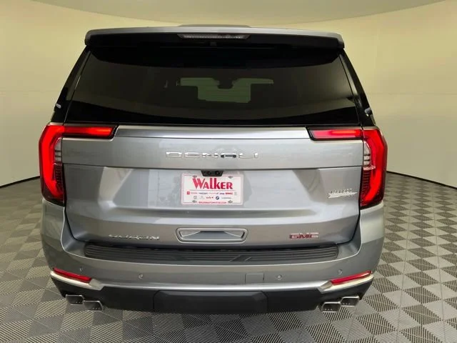 2026 GMC Yukon Denali - Photo 6