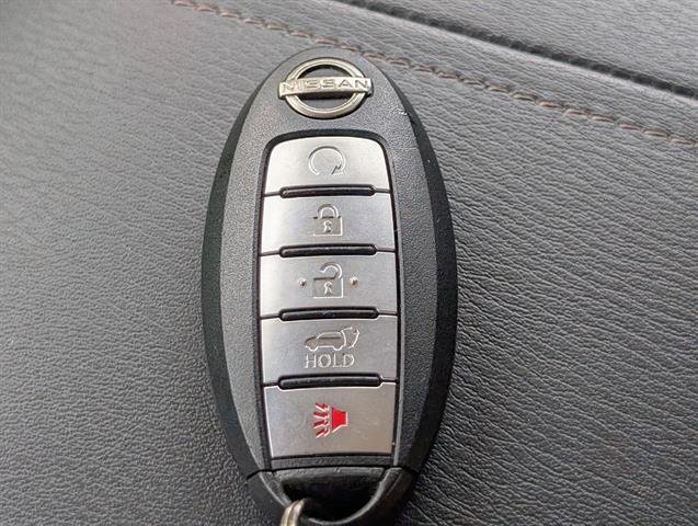 Used 2024 Hermosa Blue Pearl Nissan Platinum image 33