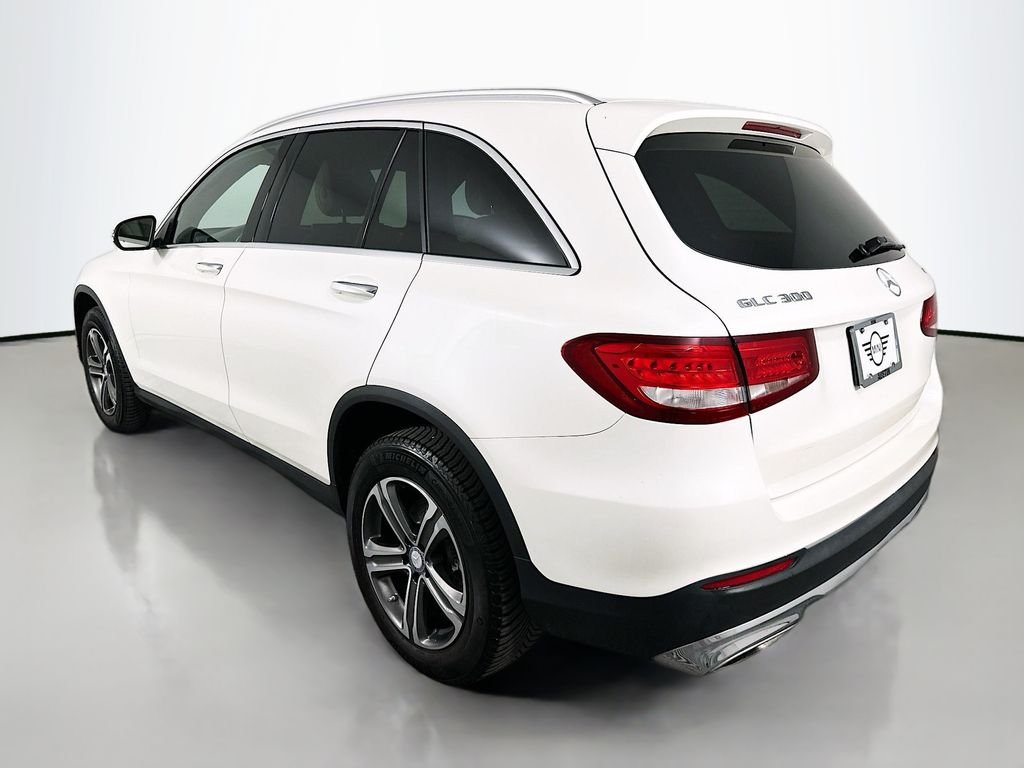 Used 2017 White Mercedes-Benz GLC 300 image 7