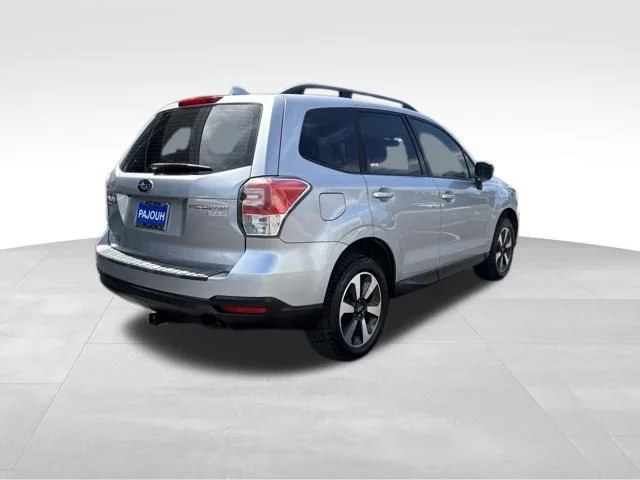 Used 2017 Silver Subaru 2.5i image 5