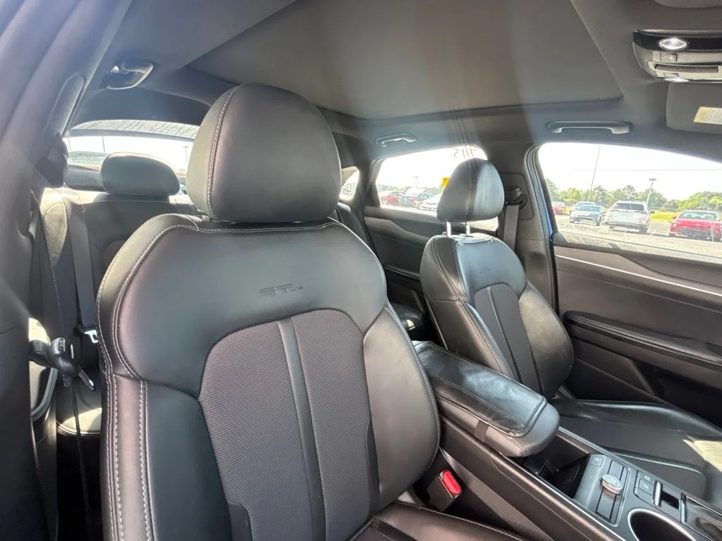Used 2023 Blue Kia GT-Line image 19