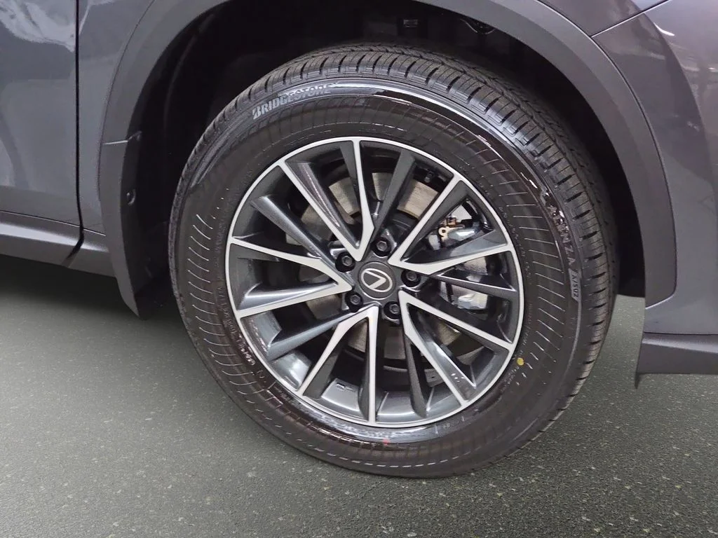 New 2026 Cloudburst Gray Lexus PREMIUM PLUS AWD image 30