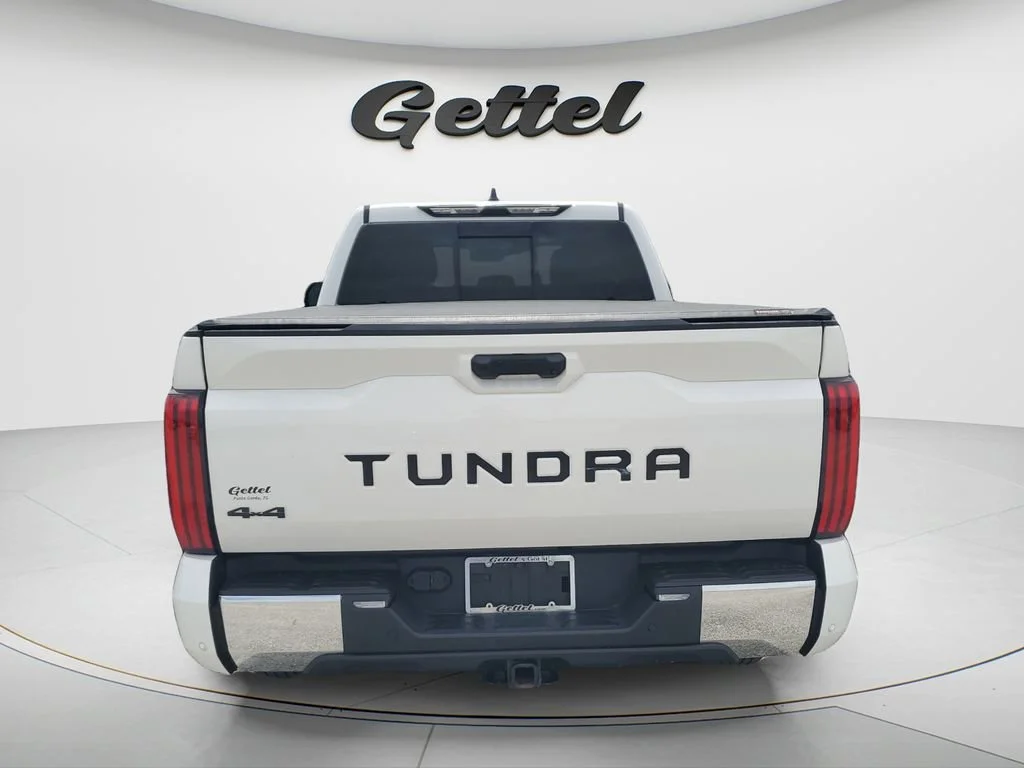 Used 2022 White Toyota SR5 image 4