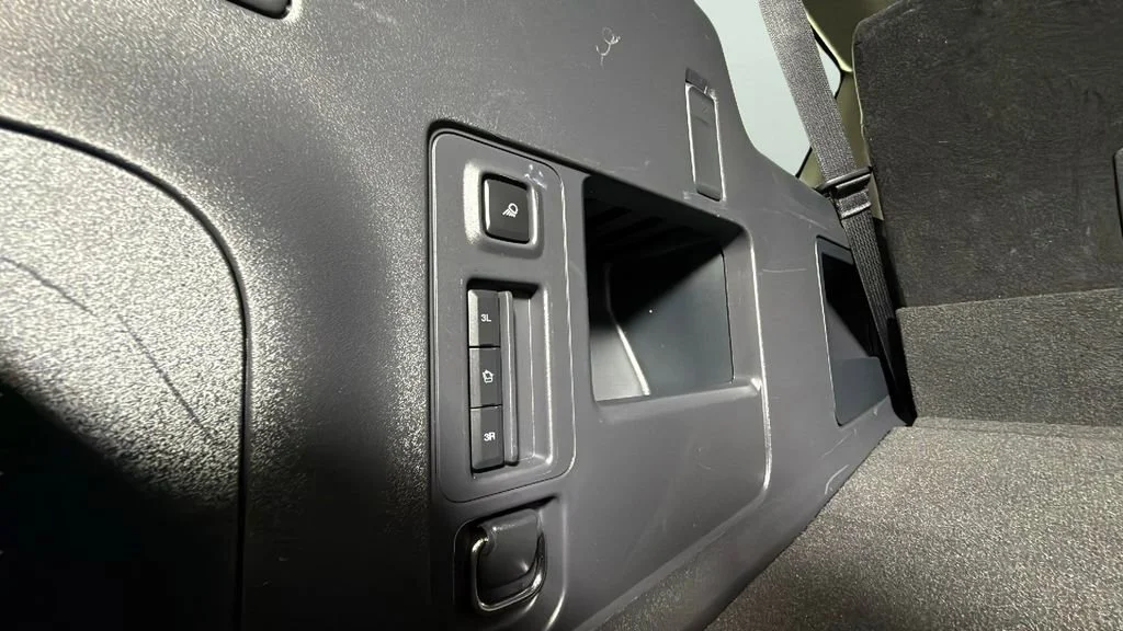 Used 2025  Ford Active image 20