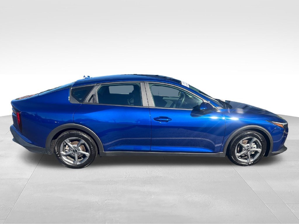 Used 2025 Blue Kia LXS image 7