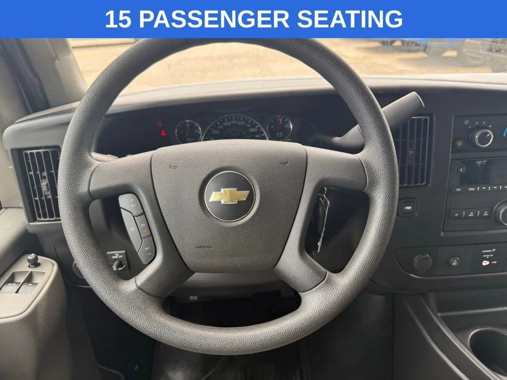 Used 2023 Summit White Chevrolet 1LT image 26
