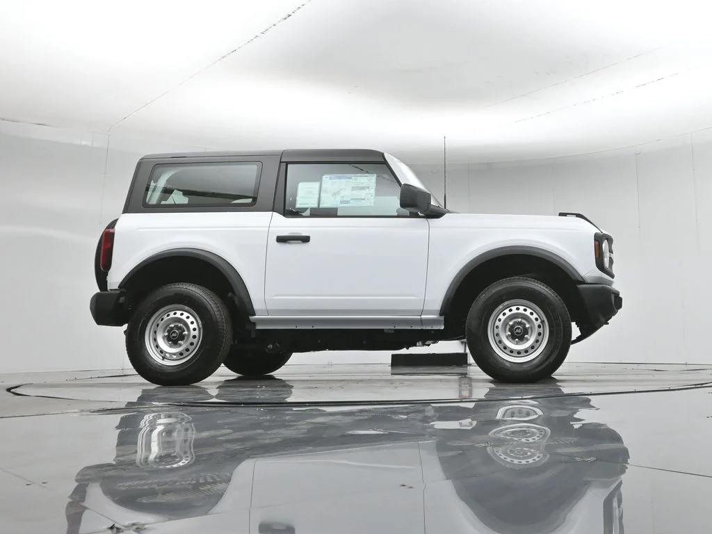 New 2026 Oxford White Ford Base image 44
