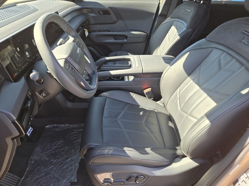 New 2027 Terrain Brown Matte Kia X-Pro SX Prestige image 6