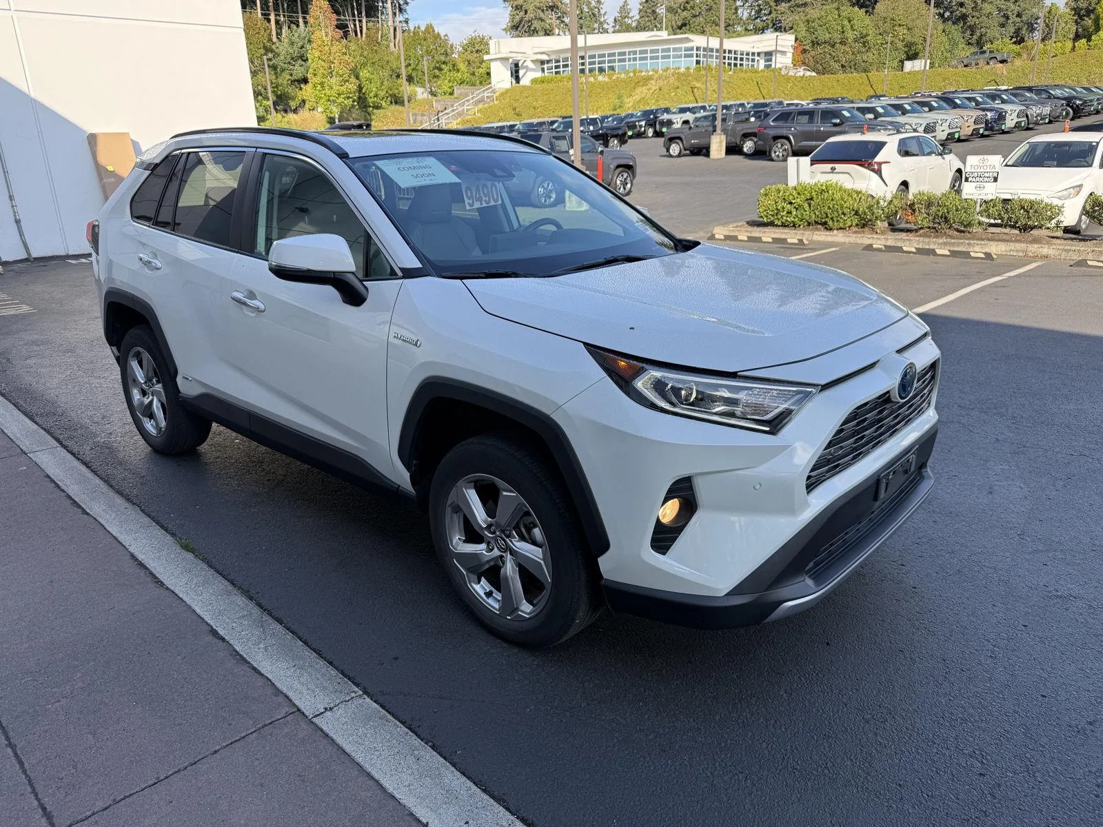 Used 2021 Blizzard Pearl Toyota Hybrid Limited image 7