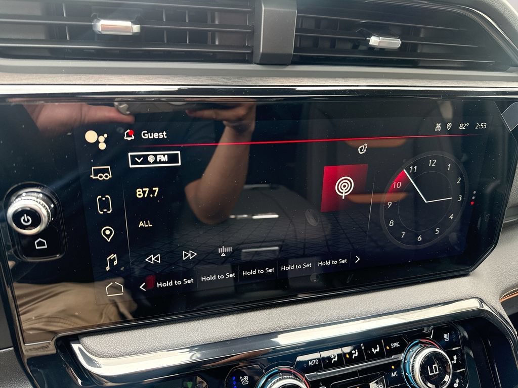 2026 GMC Sierra 2500HD AT4 - Photo 13