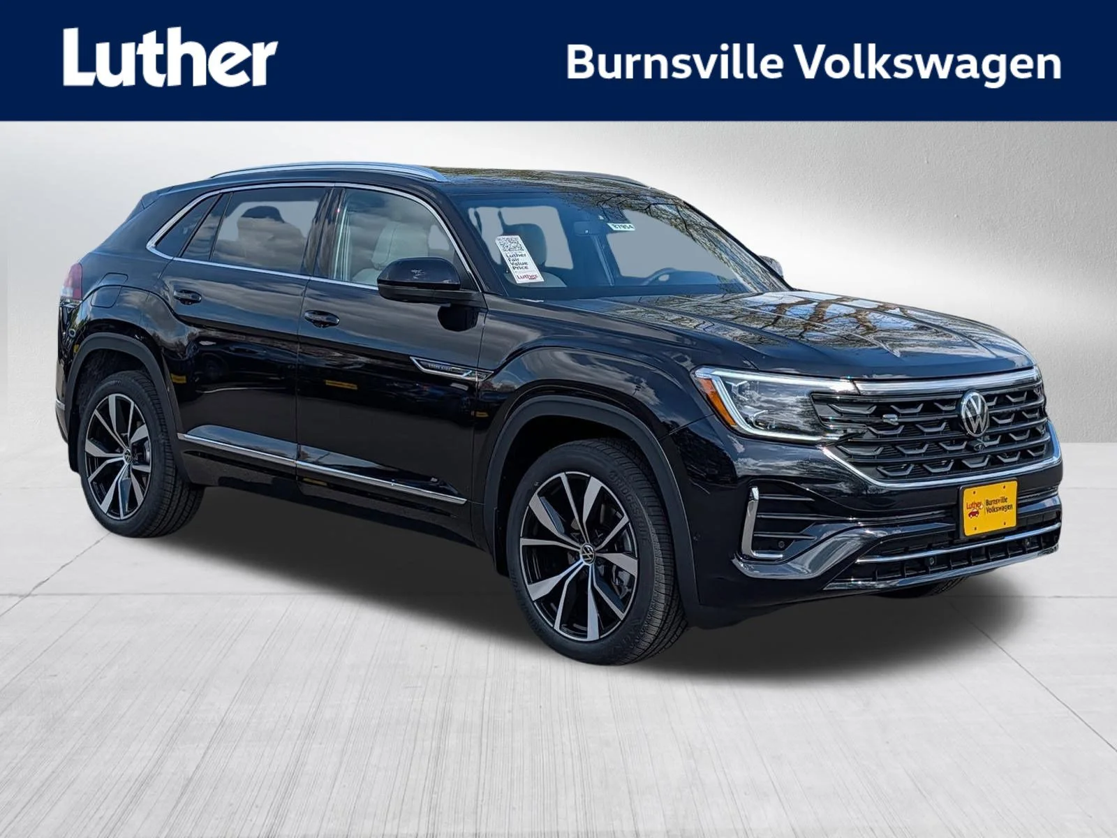 2026 Volkswagen Atlas Cross Sport 2.0T SEL Premium R-Line 4MOTION's photo