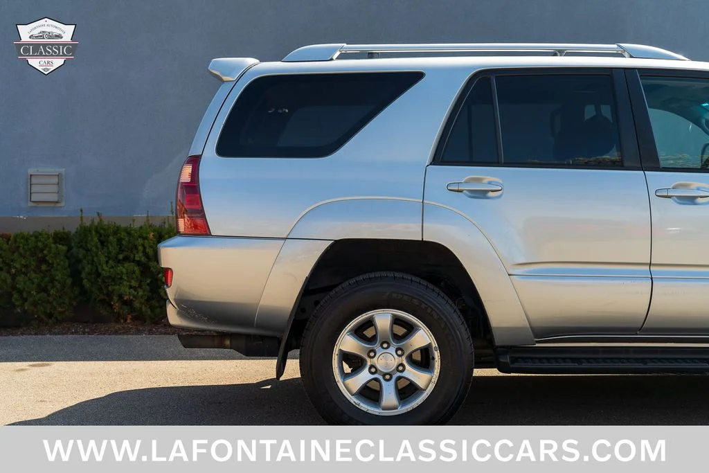 Used 2003 Silver Toyota SR5 Sport image 25
