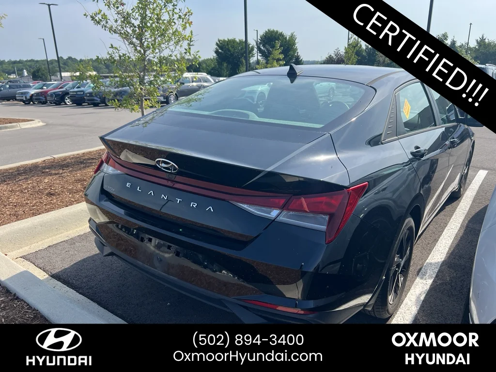 Used 2022 Phantom Black Hyundai SEL image 14