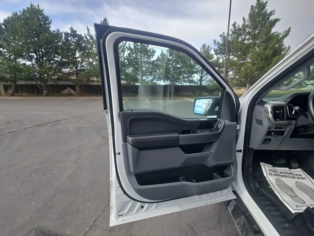 Used 2021 White Ford XL image 28