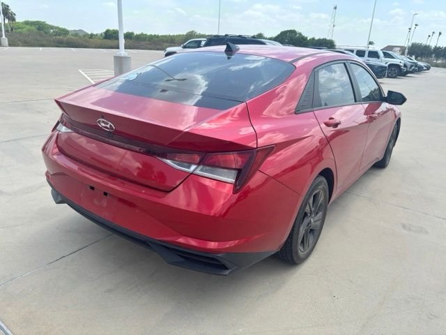 Used 2023 Red Hyundai SEL image 6