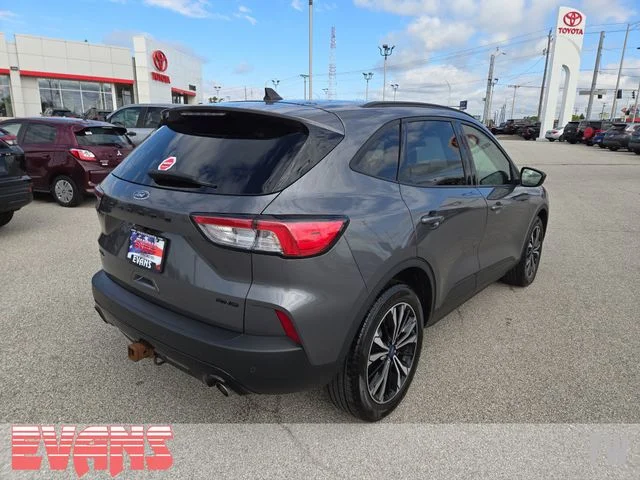 Used 2022 Gray Ford SEL image 26