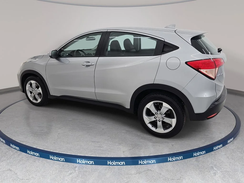 Used 2018 Silver Honda LX image 9