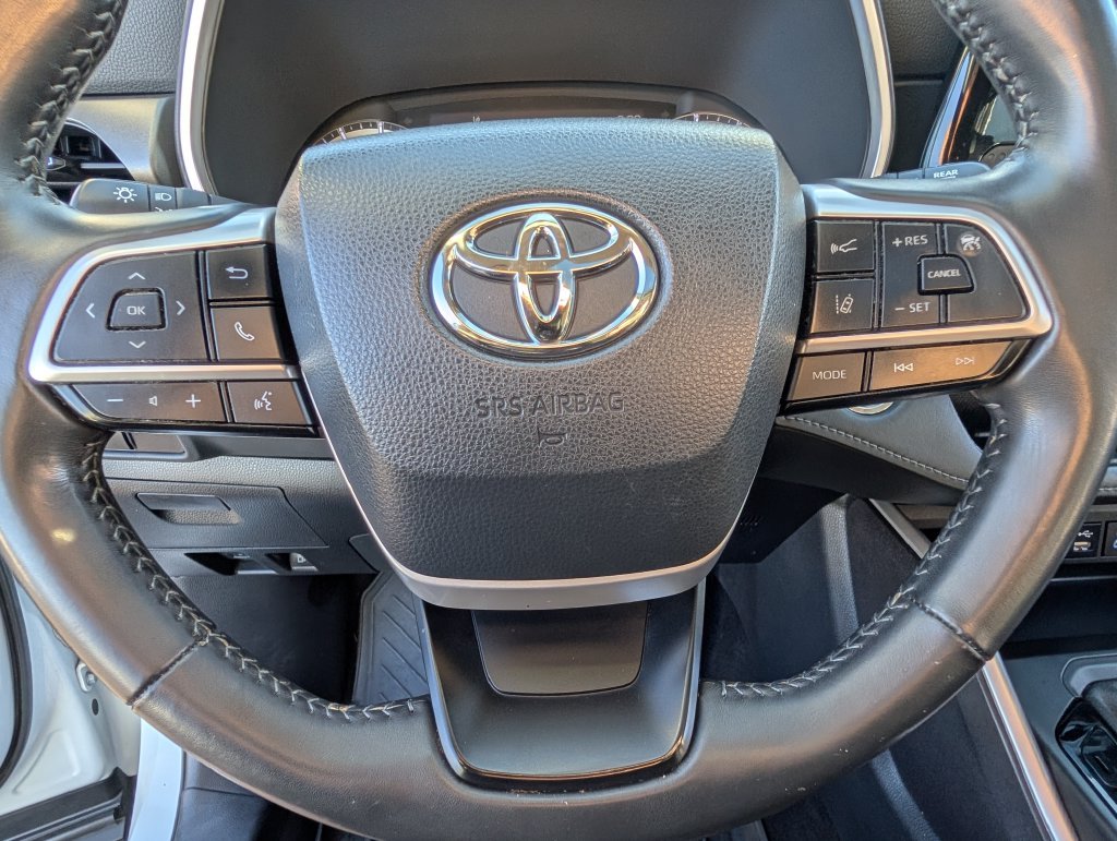 2022 Toyota Highlander XLE - Photo 21