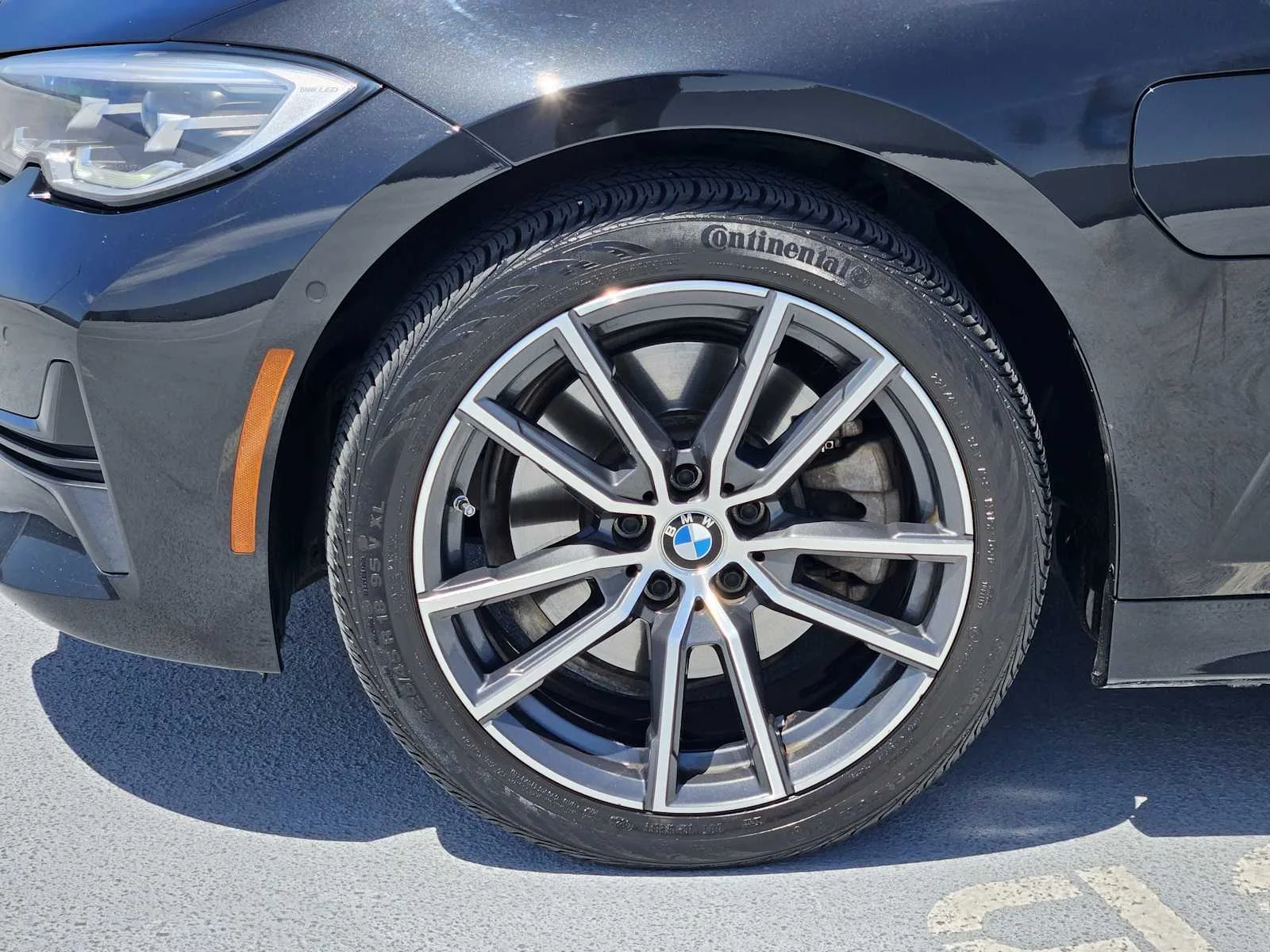 Used 2021 Black Sapphire Metallic BMW 330e image 10