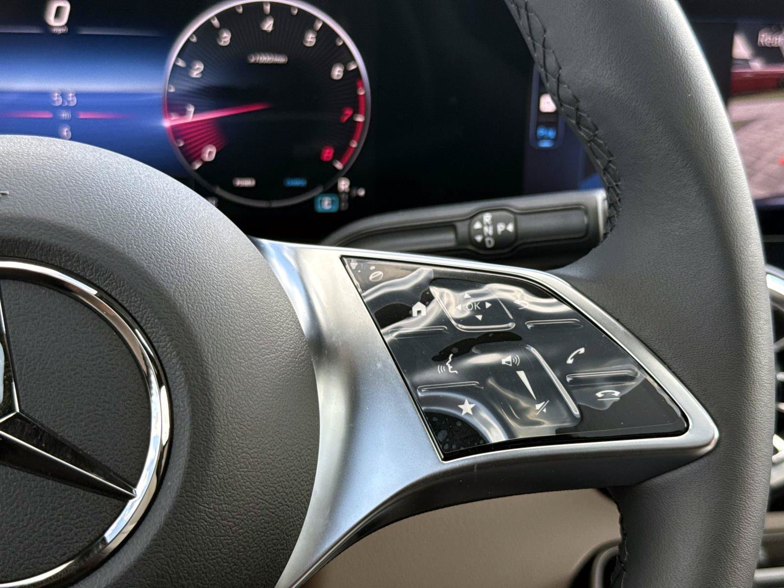 New 2026 Gray Metallic Mercedes-Benz 250 4MATIC® SUV image 34
