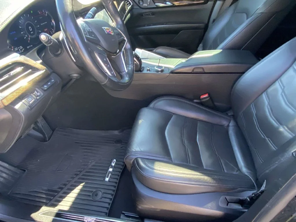 Certified Used 2020 Black Cadillac 3.6L Premium Luxury image 17
