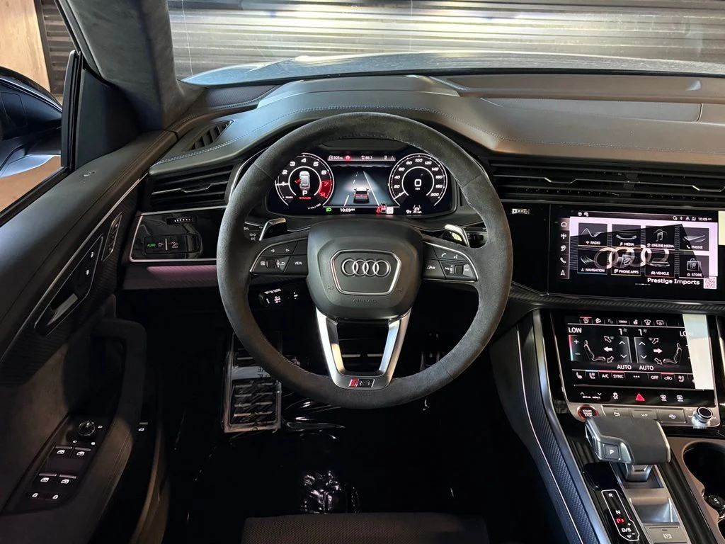 New 2027 Satellite Silver Metallic Audi 4.0T image 15