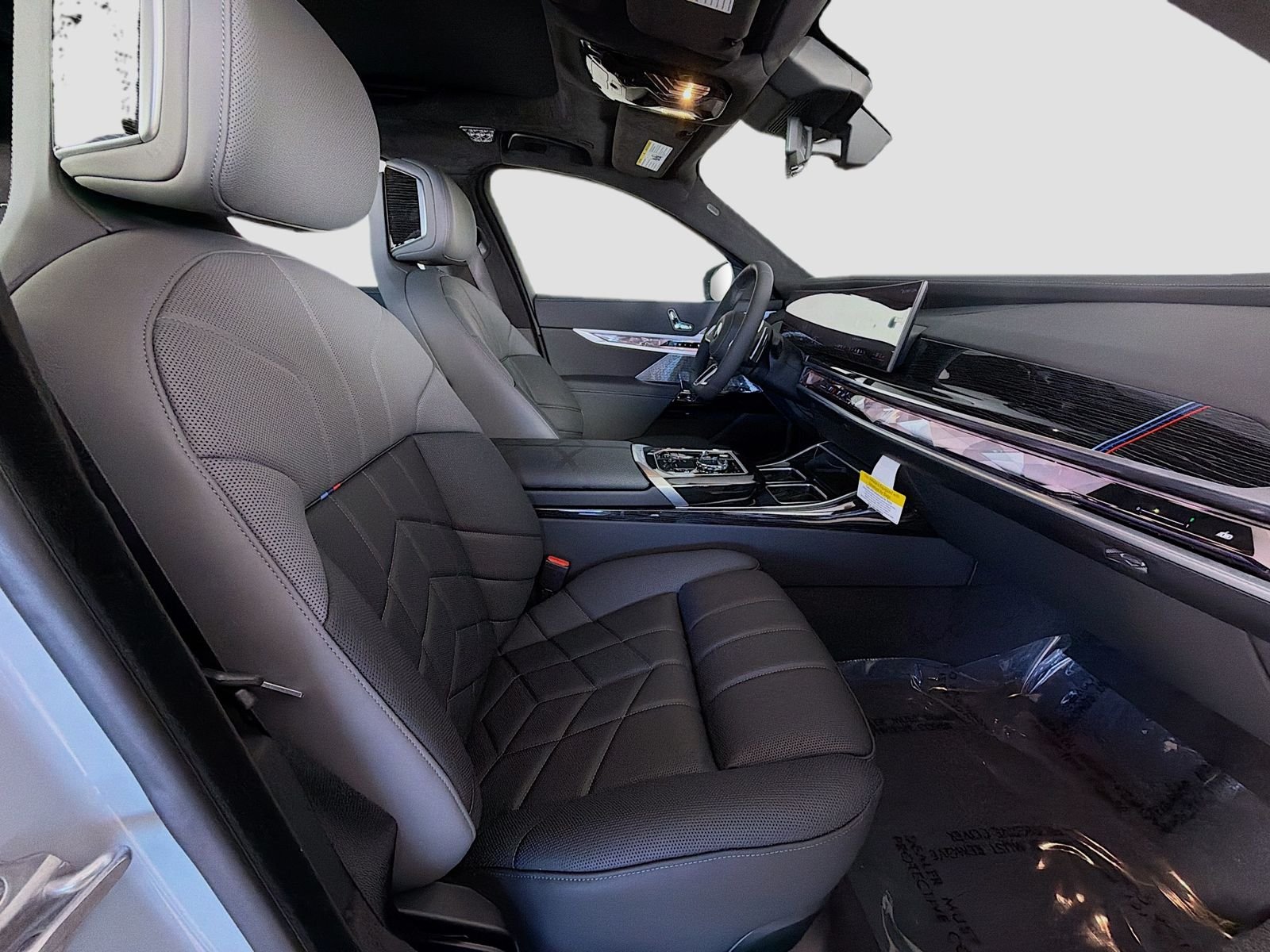 New 2026 Brooklyn Grey Metallic BMW 760i xDrive image 30
