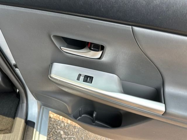Used 2012 Sky Toyota Five image 25