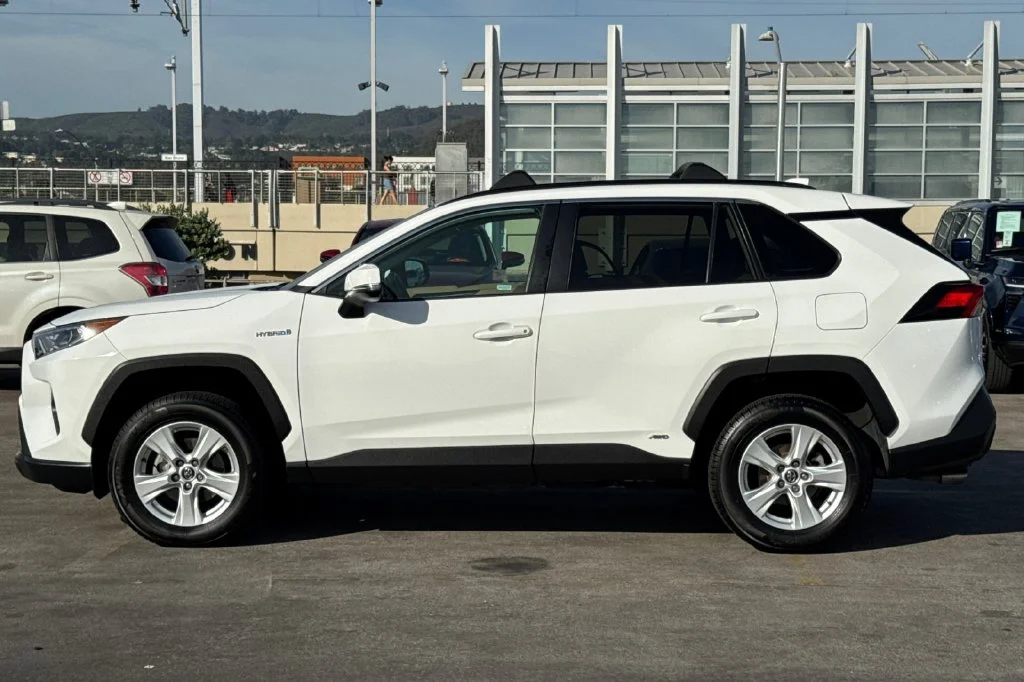 Used 2021 Super White Toyota XLE image 7