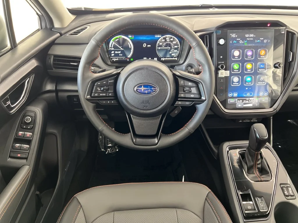 New 2026 CRYSTAL WHITE PEARL Subaru Limited Hybrid image 16