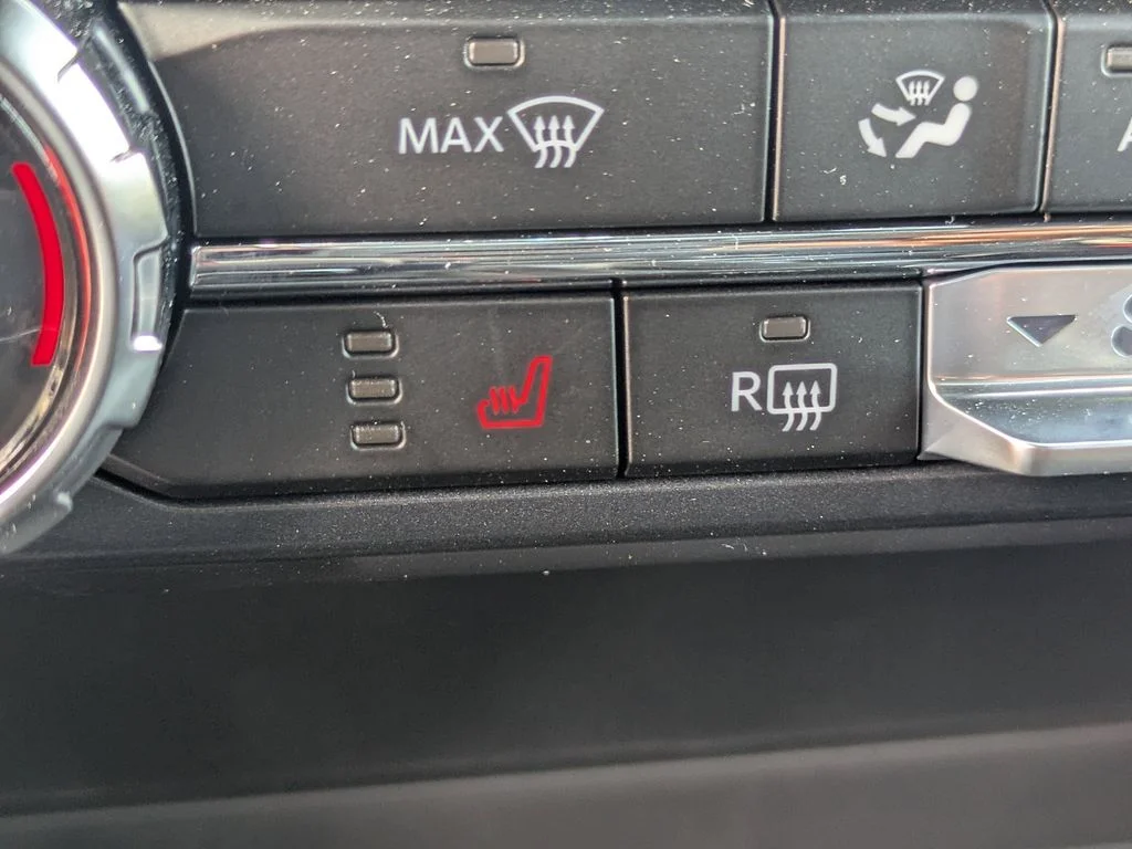 New 2026 Avalanche Ford XLT image 25
