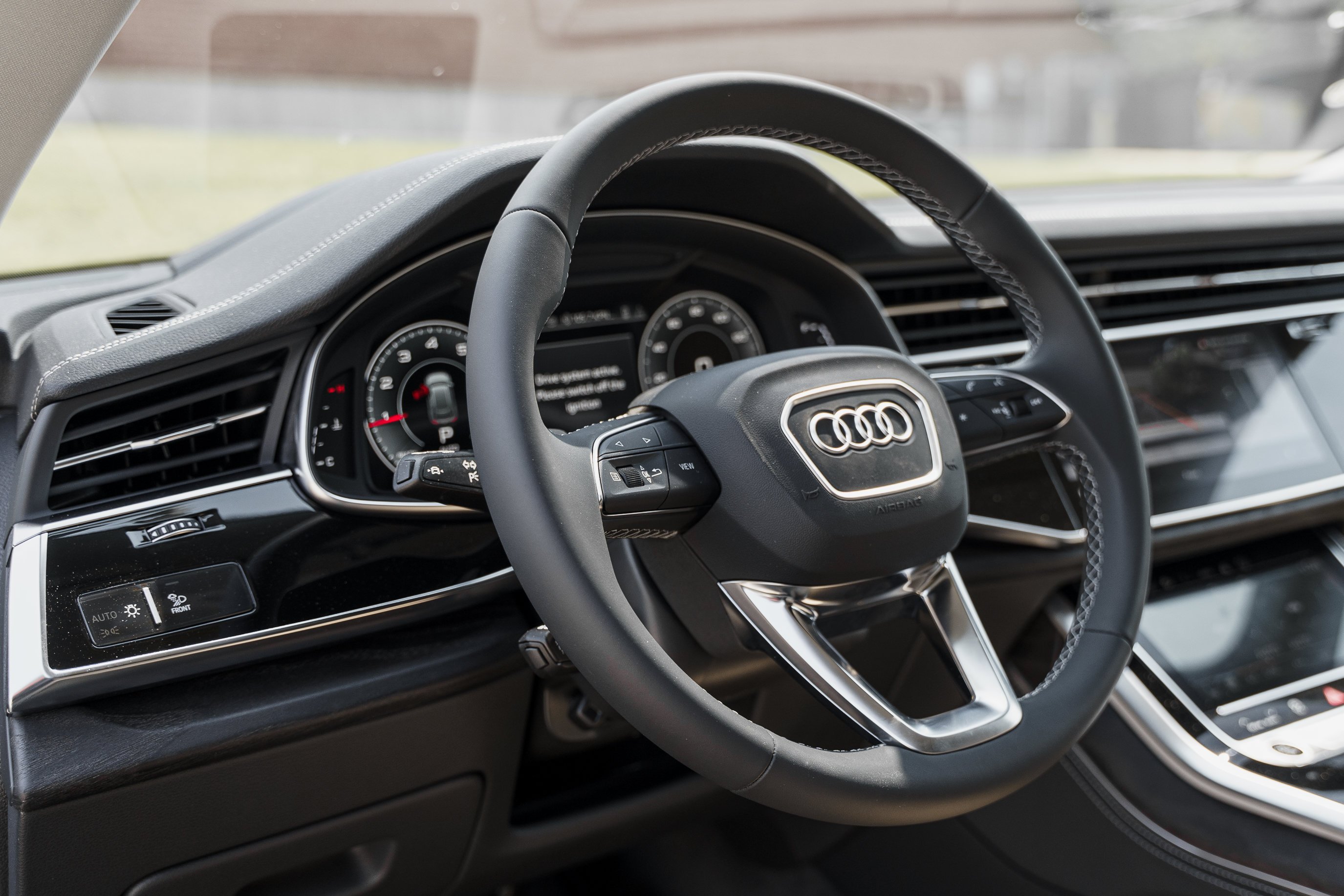 New 2026 MYTHOS BLACK Audi Prestige image 10