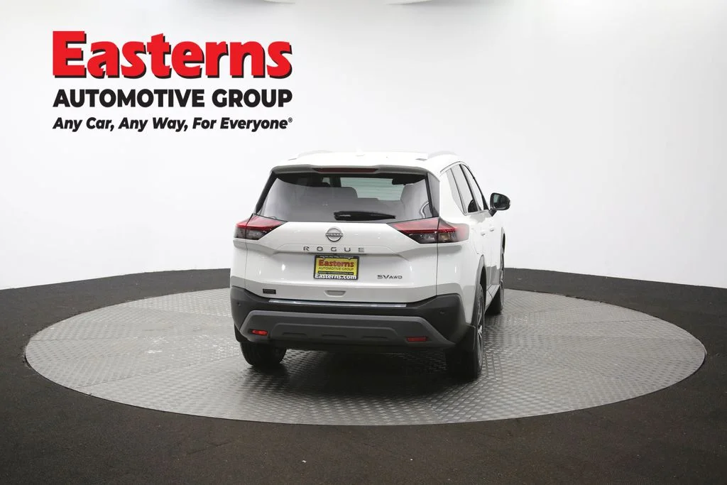 Used 2023 White Nissan SV image 39