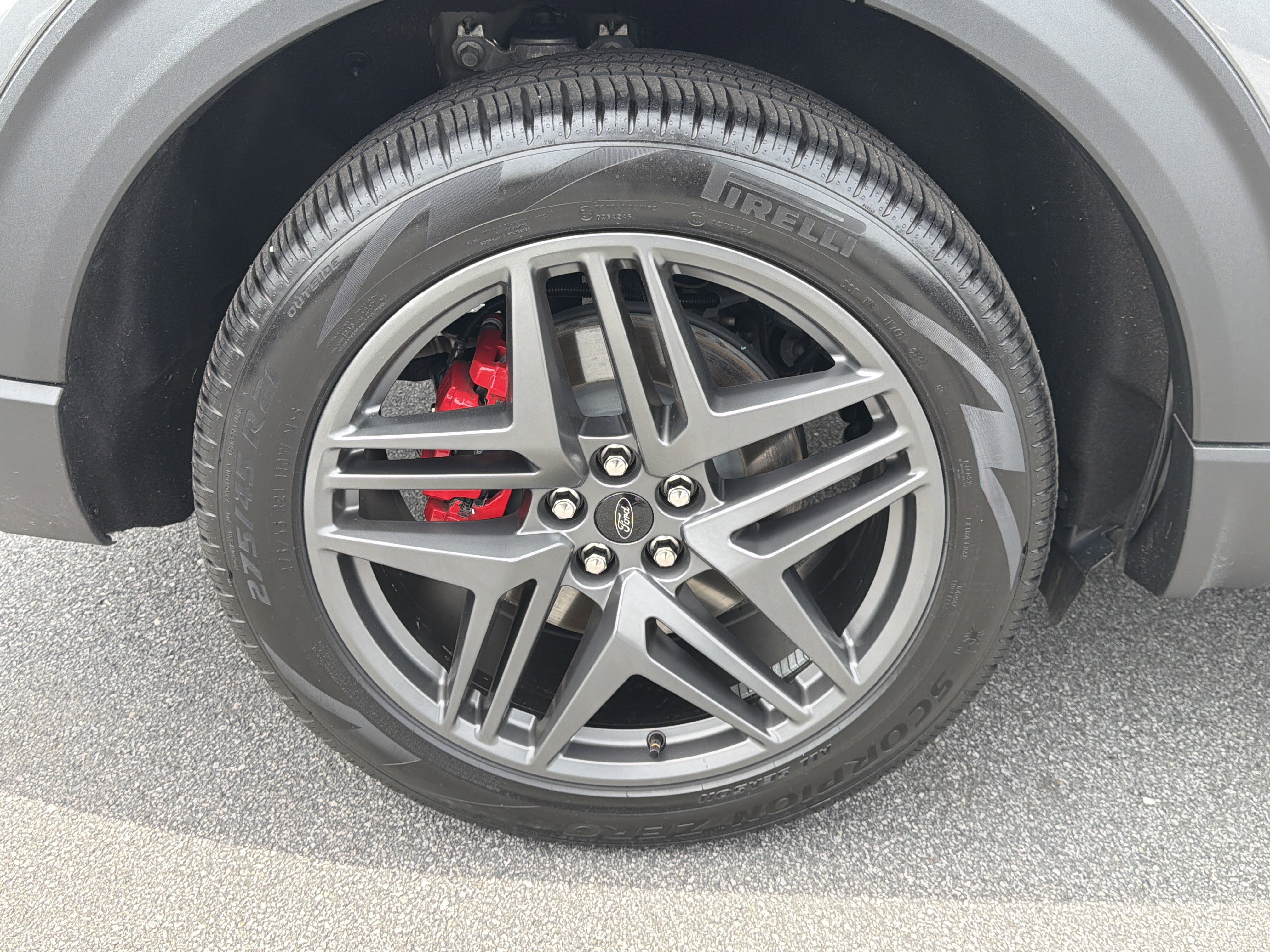 Used 2025 Gray Metallic Ford ST-Line image 21