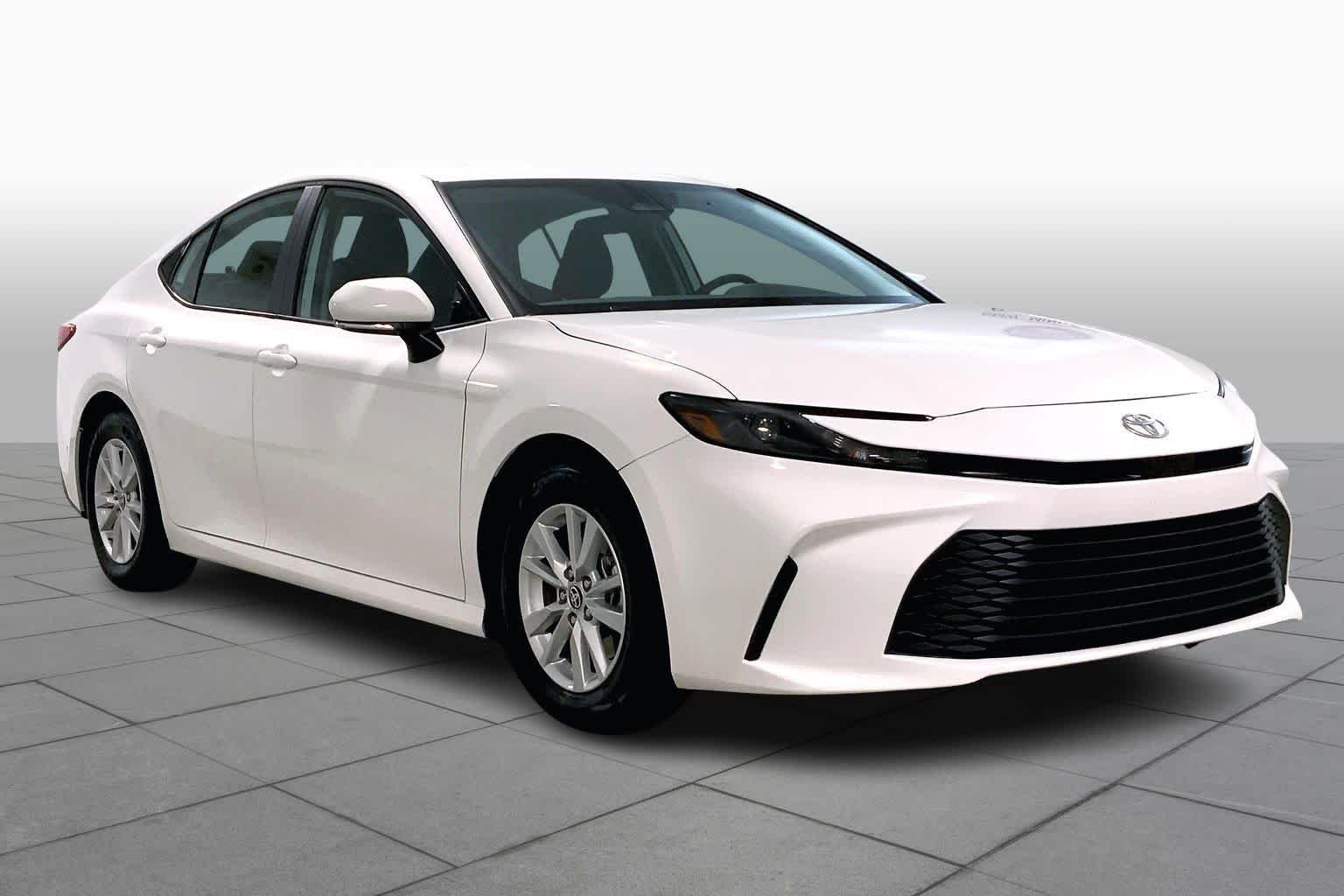 Used 2025 Toyota Camry LE with VIN 4T1DAACK2SU133657 for sale in Kansas City