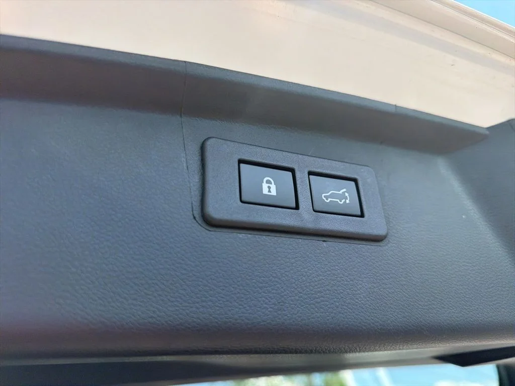 2025 Subaru Outback Premium - Photo 21