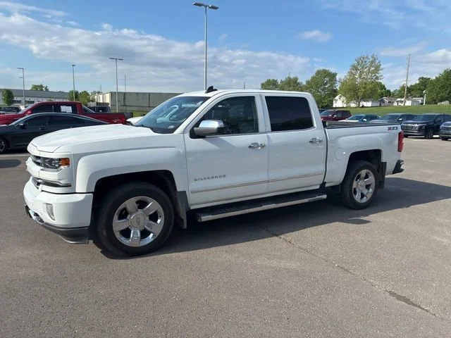 Used 2016 Chevrolet Silverado 1500 LTZ with VIN 3GCUKSEC6GG352614 for sale in Kansas City