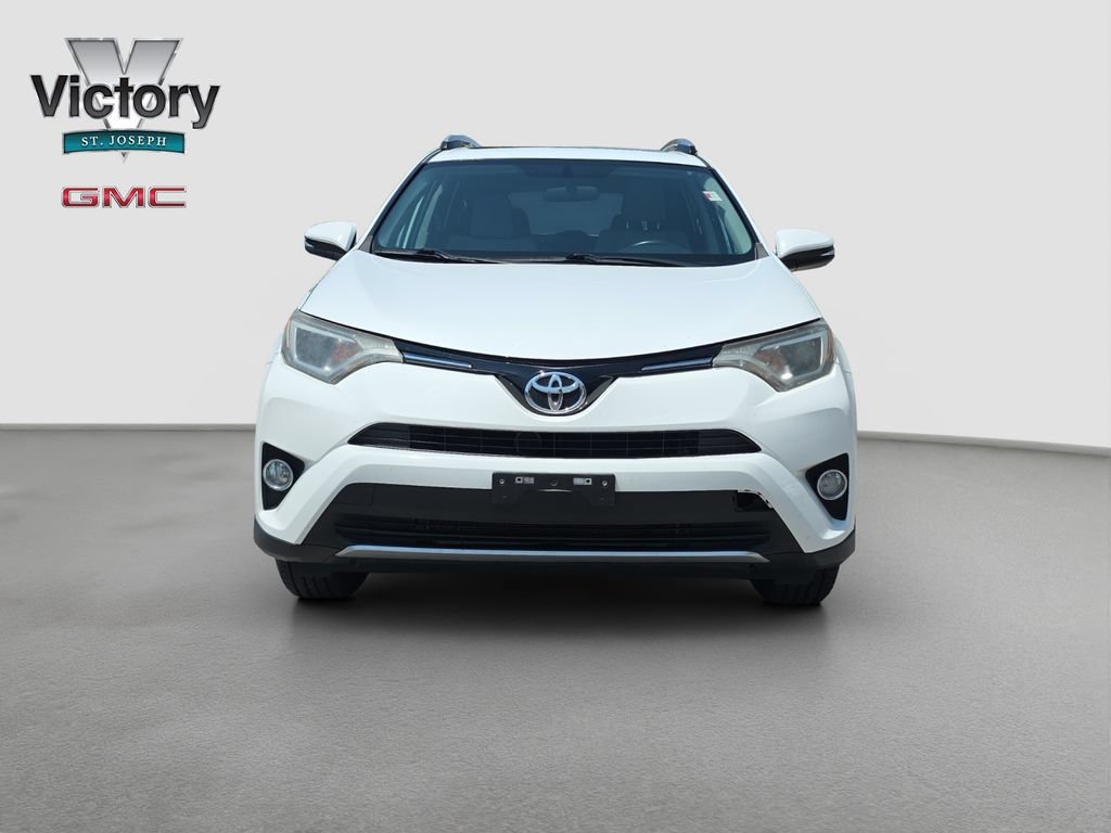 Used 2016 Toyota RAV4 XLE with VIN 2T3RFREV2GW478022 for sale in Kansas City