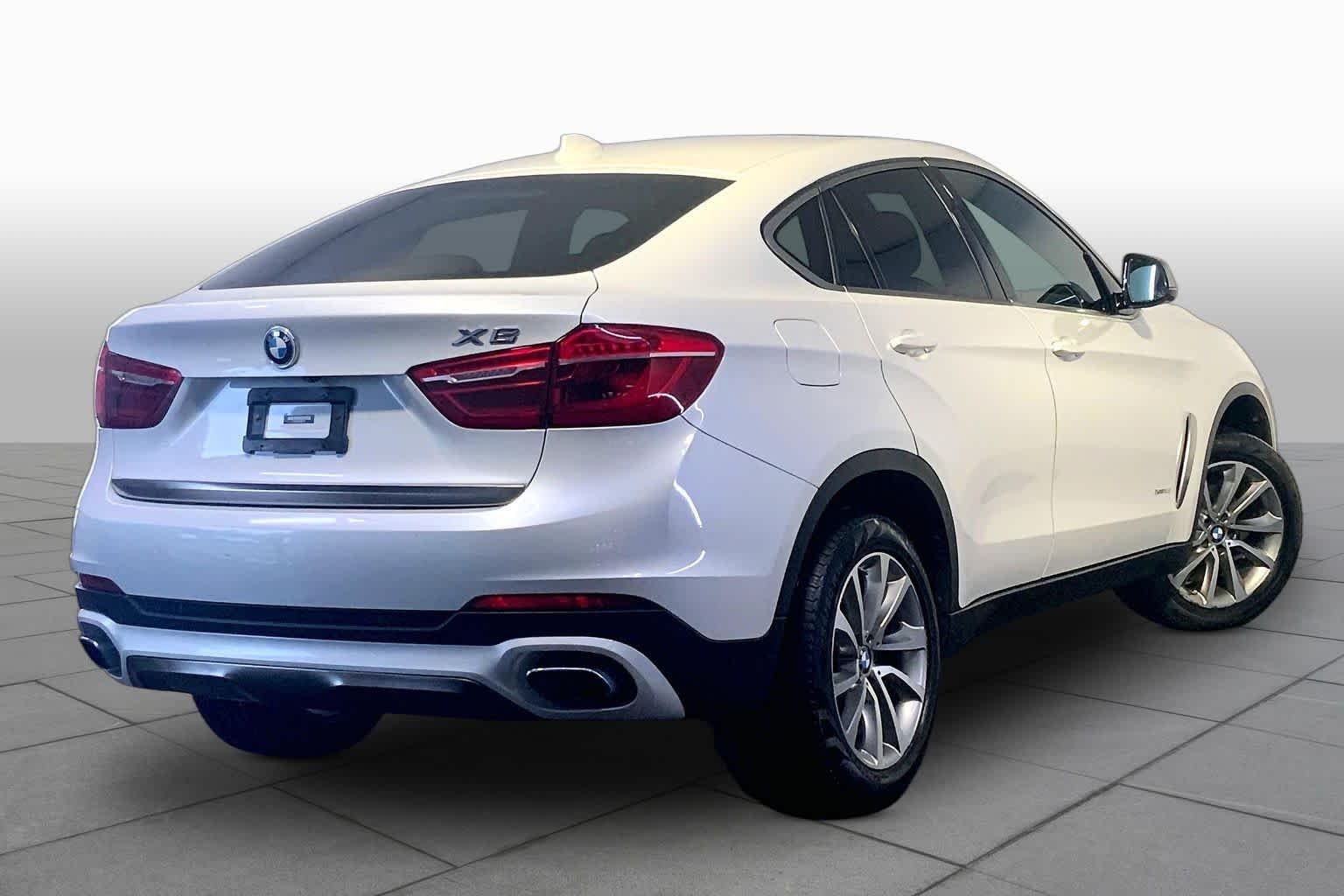 Used 2019 Mineral White Metallic BMW xDrive35i image 13