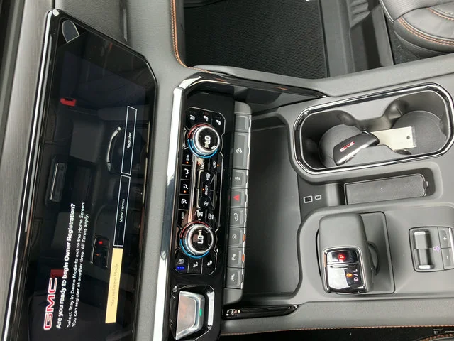 2026 GMC Sierra 1500 AT4 - Photo 25