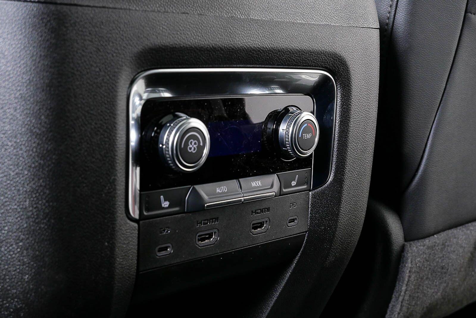 2026 GMC Yukon AT4 - Photo 21