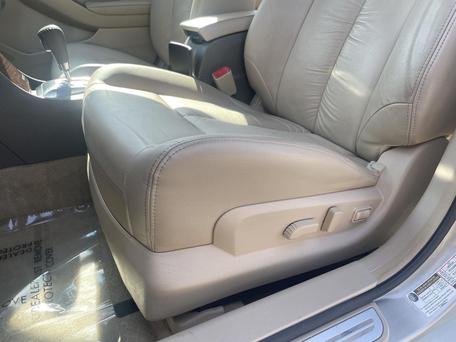 Used 2010 Sonoran Sand Metallic Nissan 2.5 SL image 18