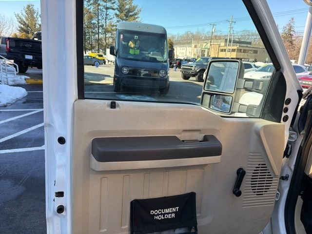 2008 Ford F-350 Super Duty Chassis Cab XLT - Photo 16