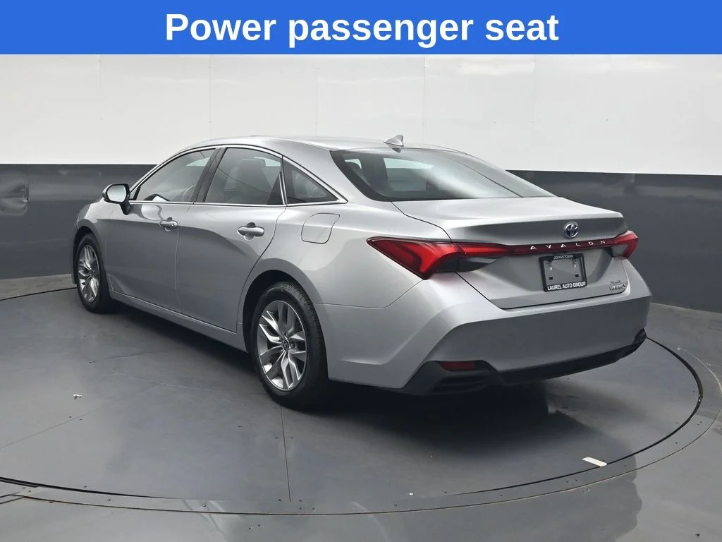 2022 Toyota Avalon XLE - Photo 6
