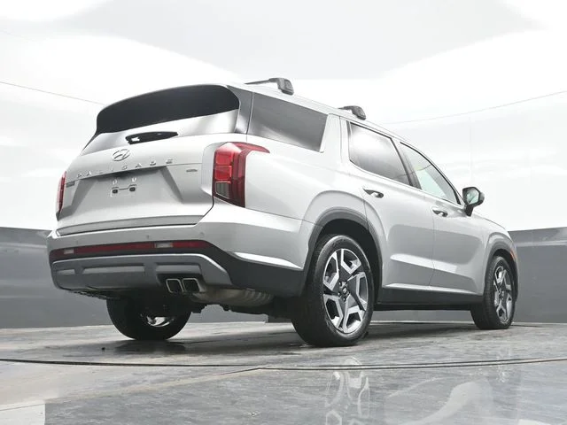 Used 2024 Silver Hyundai SEL image 26
